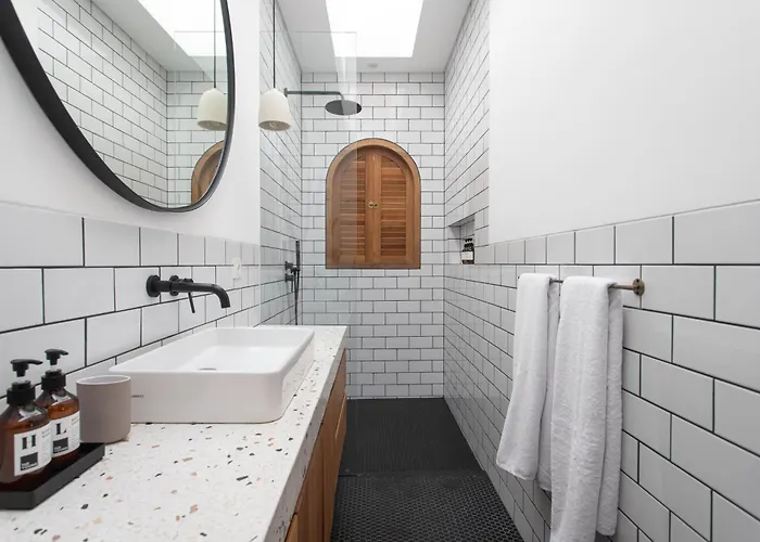 Villa The Young -