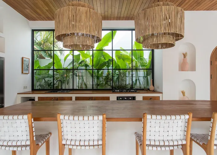 Villa The Young -